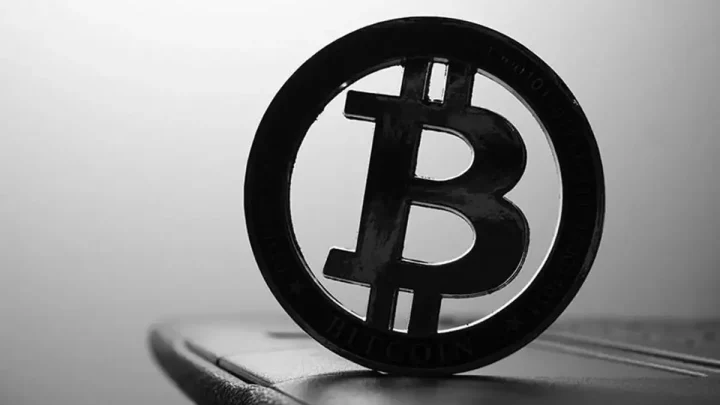 падение биткоина ниже 110 тысяч долларов